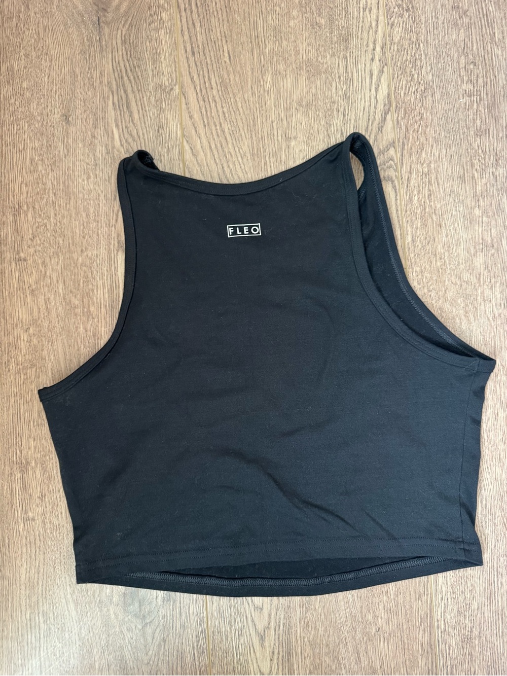 FLEO- Racerback Crop Tank Fitted - Picture 2 of 5